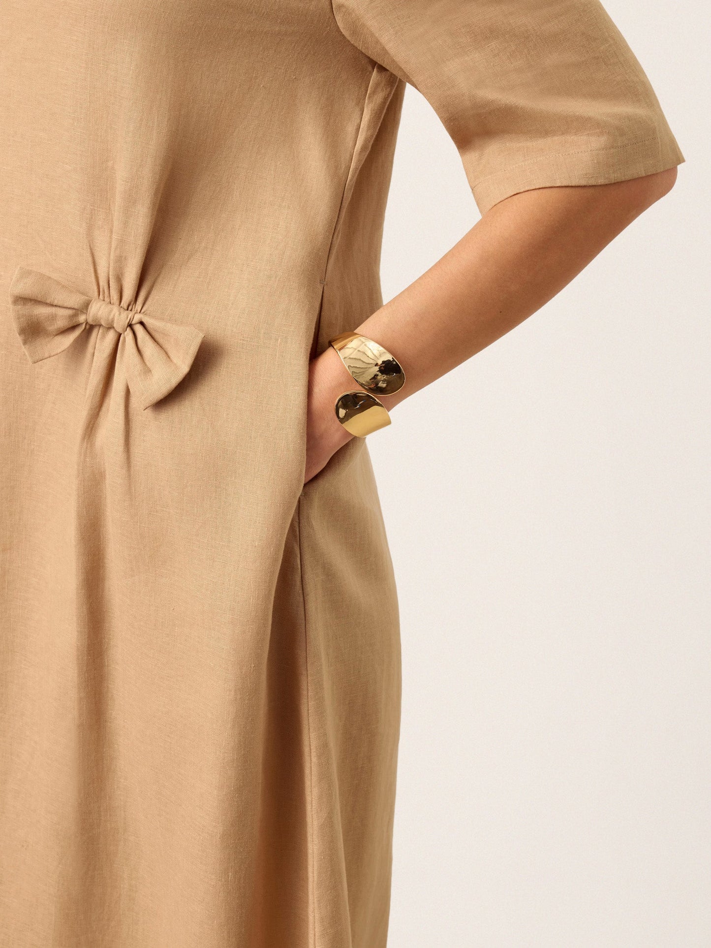 100% Linen Side-Gathered Bow Midi Dress ESMERALDA