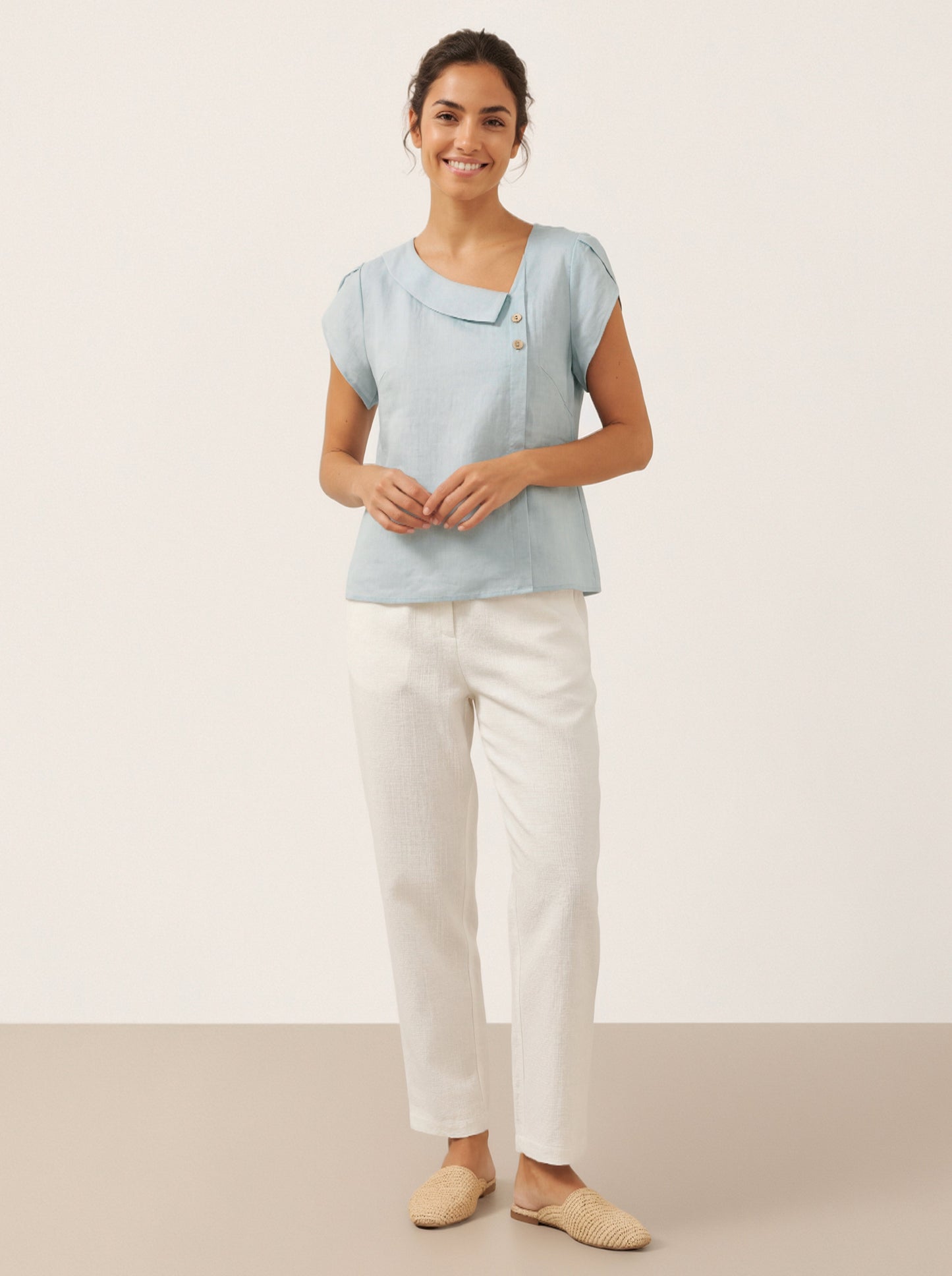 100% Linen Crescent Collar Flutter Sleeve Top FARA