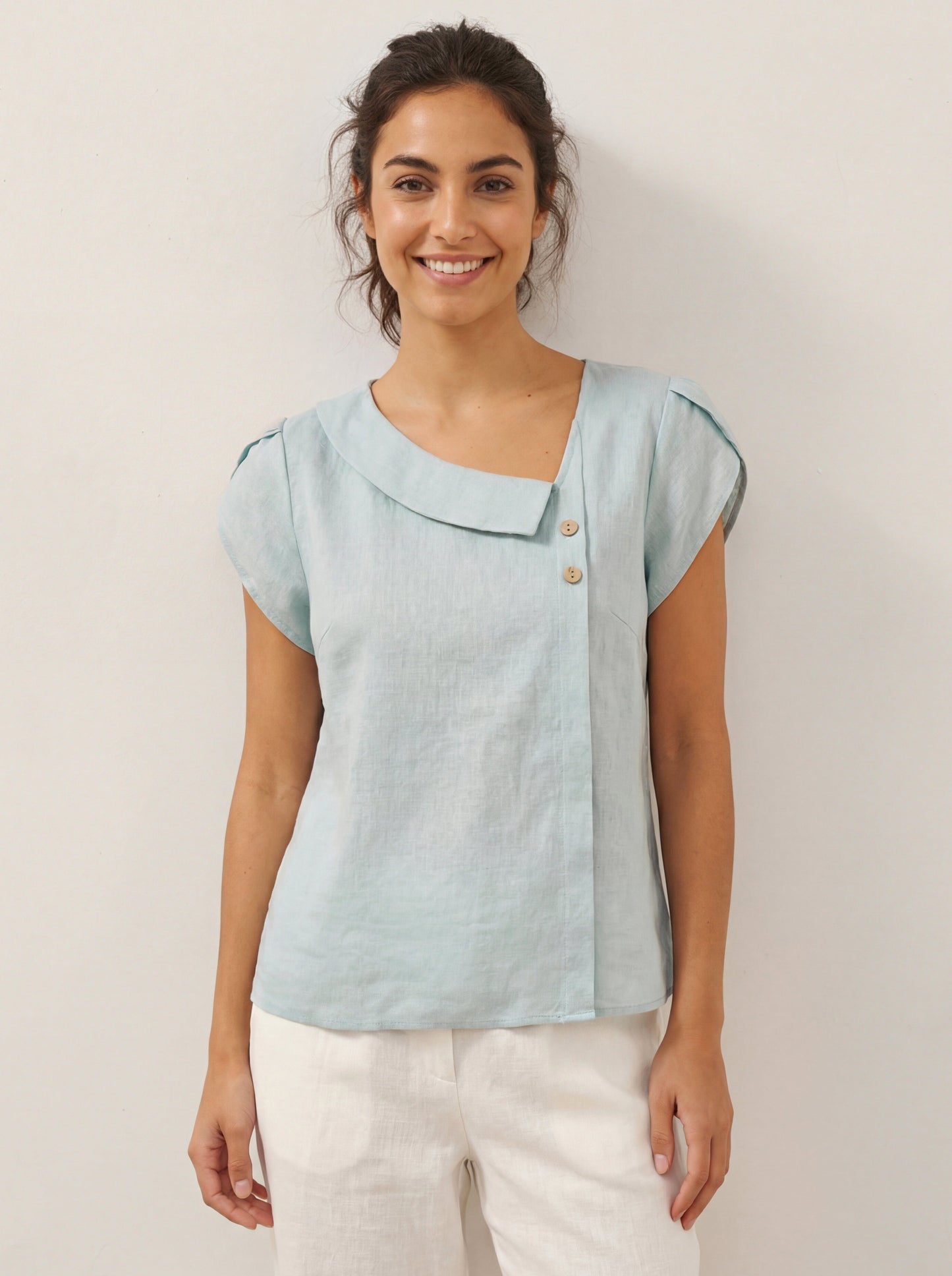 100% Linen Crescent Collar Flutter Sleeve Top FARA