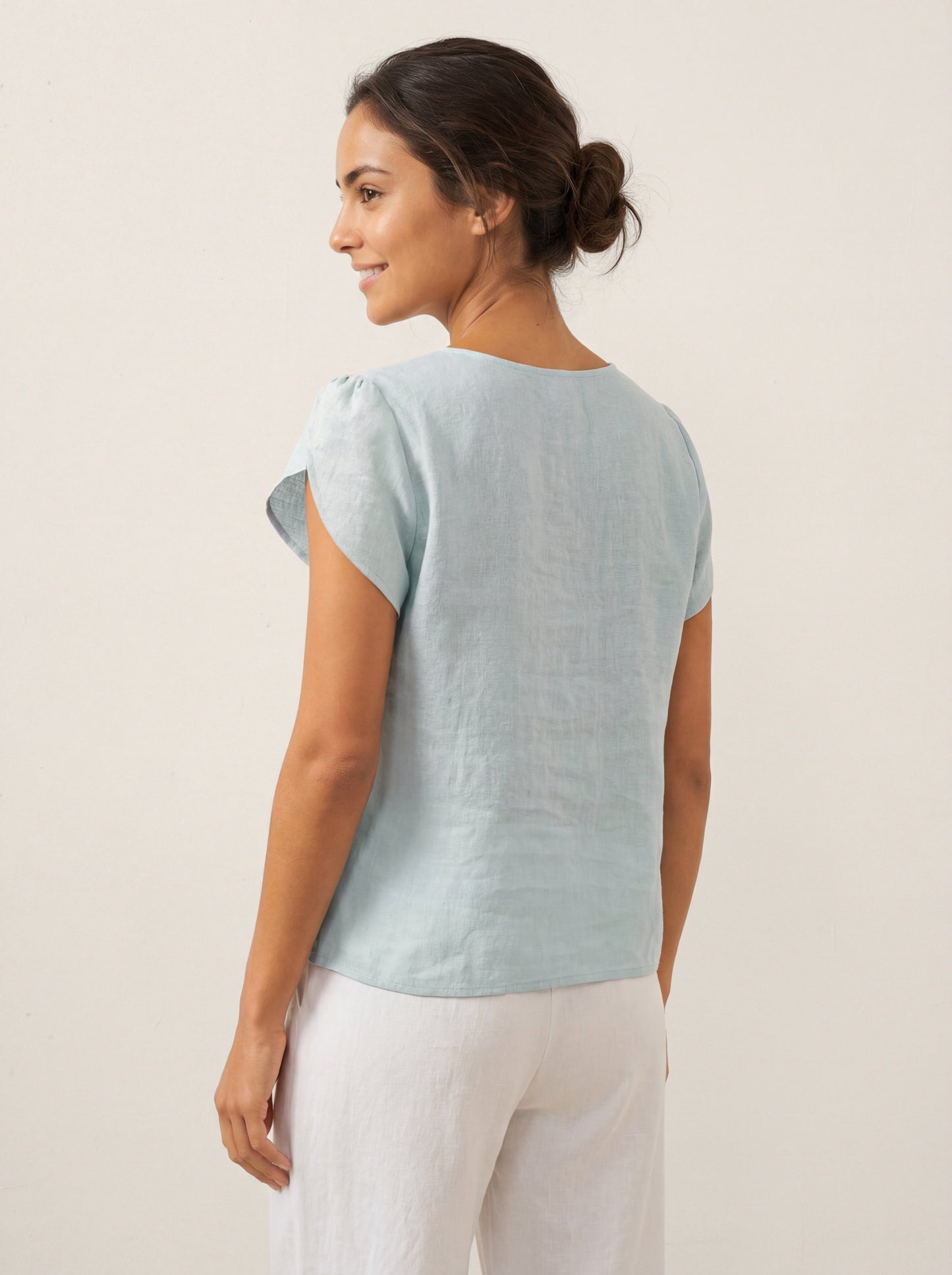 100% Linen Crescent Collar Flutter Sleeve Top FARA