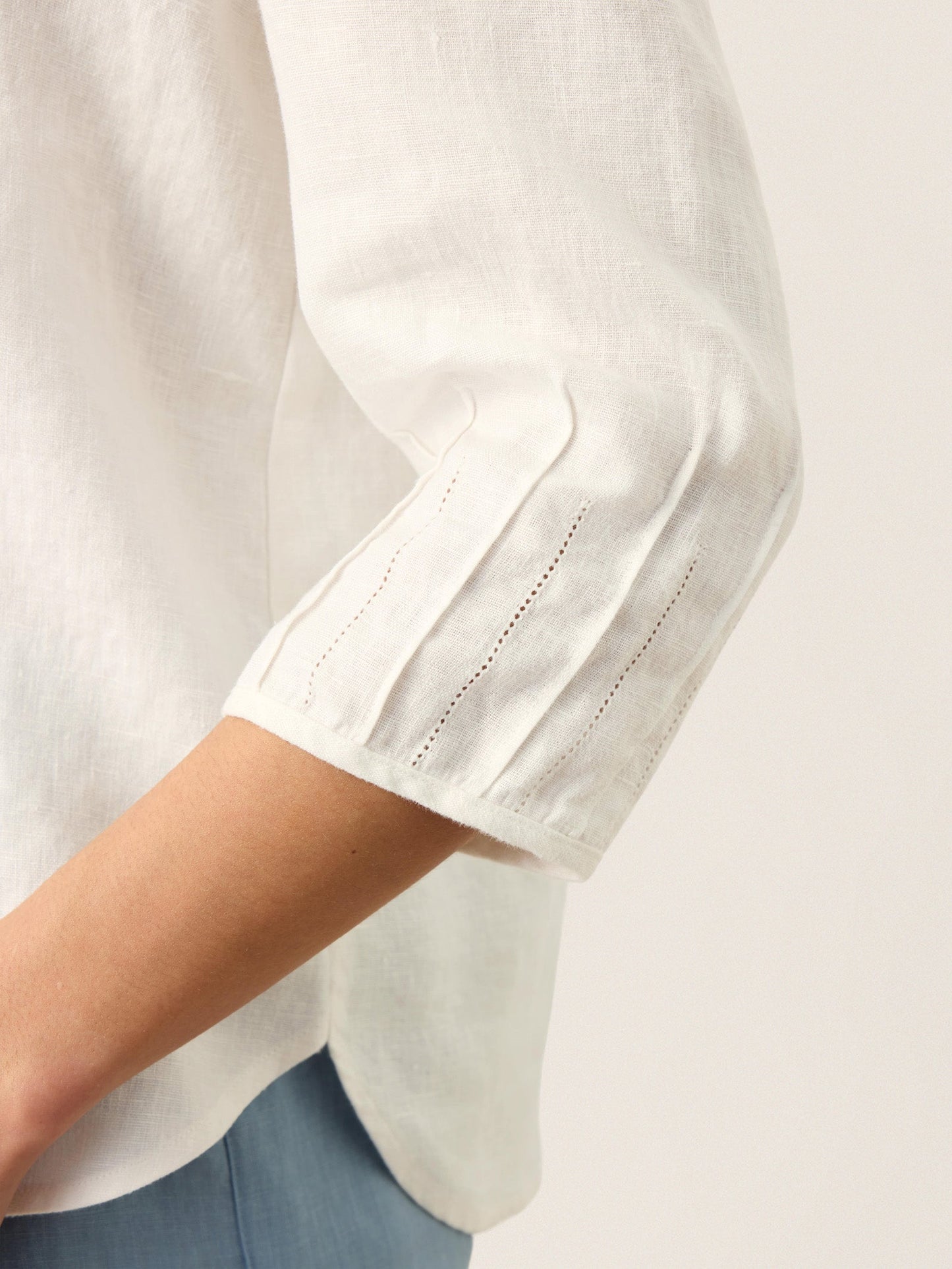 100% Linen Scoop Neck Slit Back Pullover Top FELICIA