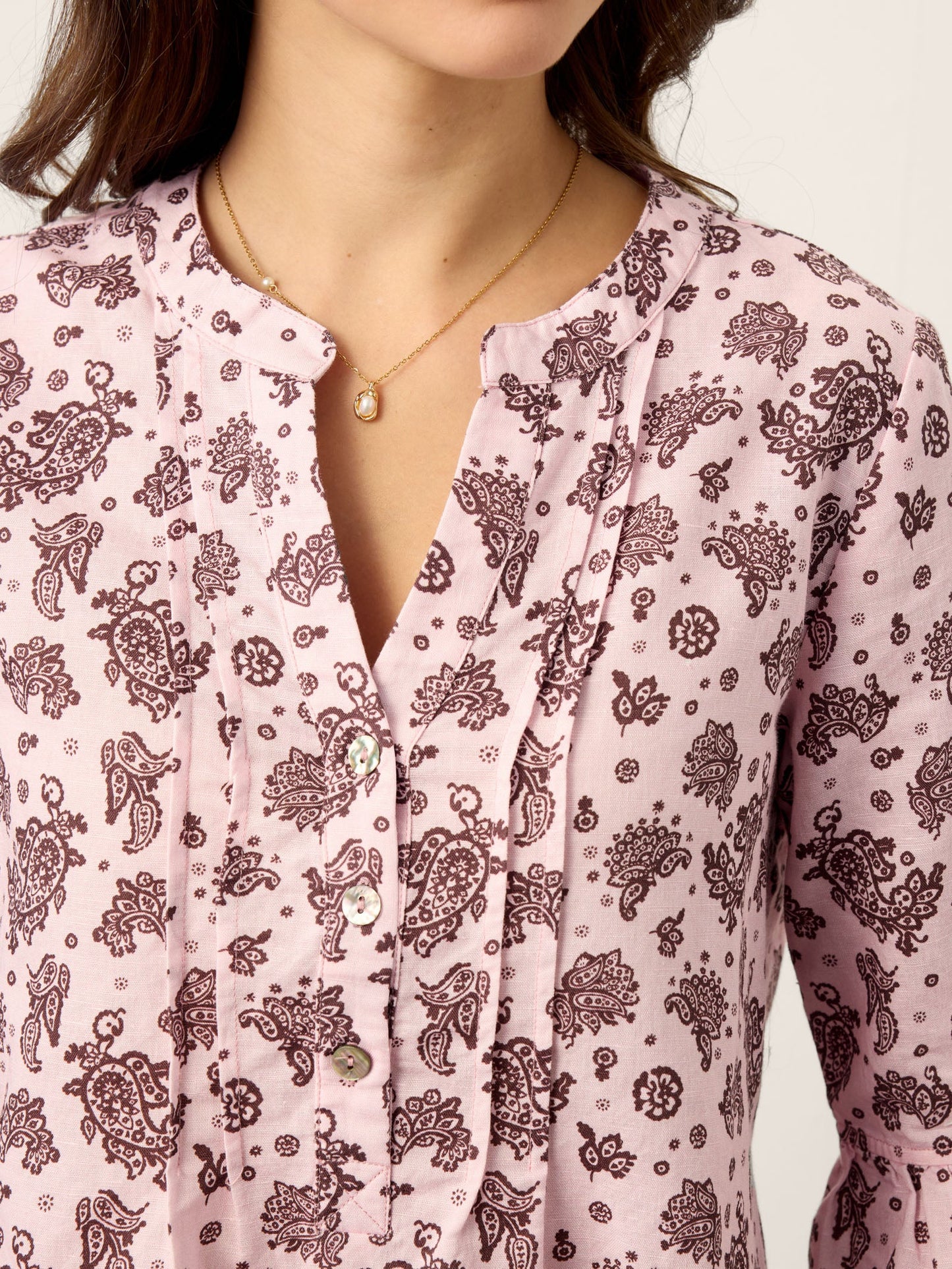 Linen Paisley Pintucked Ruffle-Cuff Curved Hem Blouse ILARIA