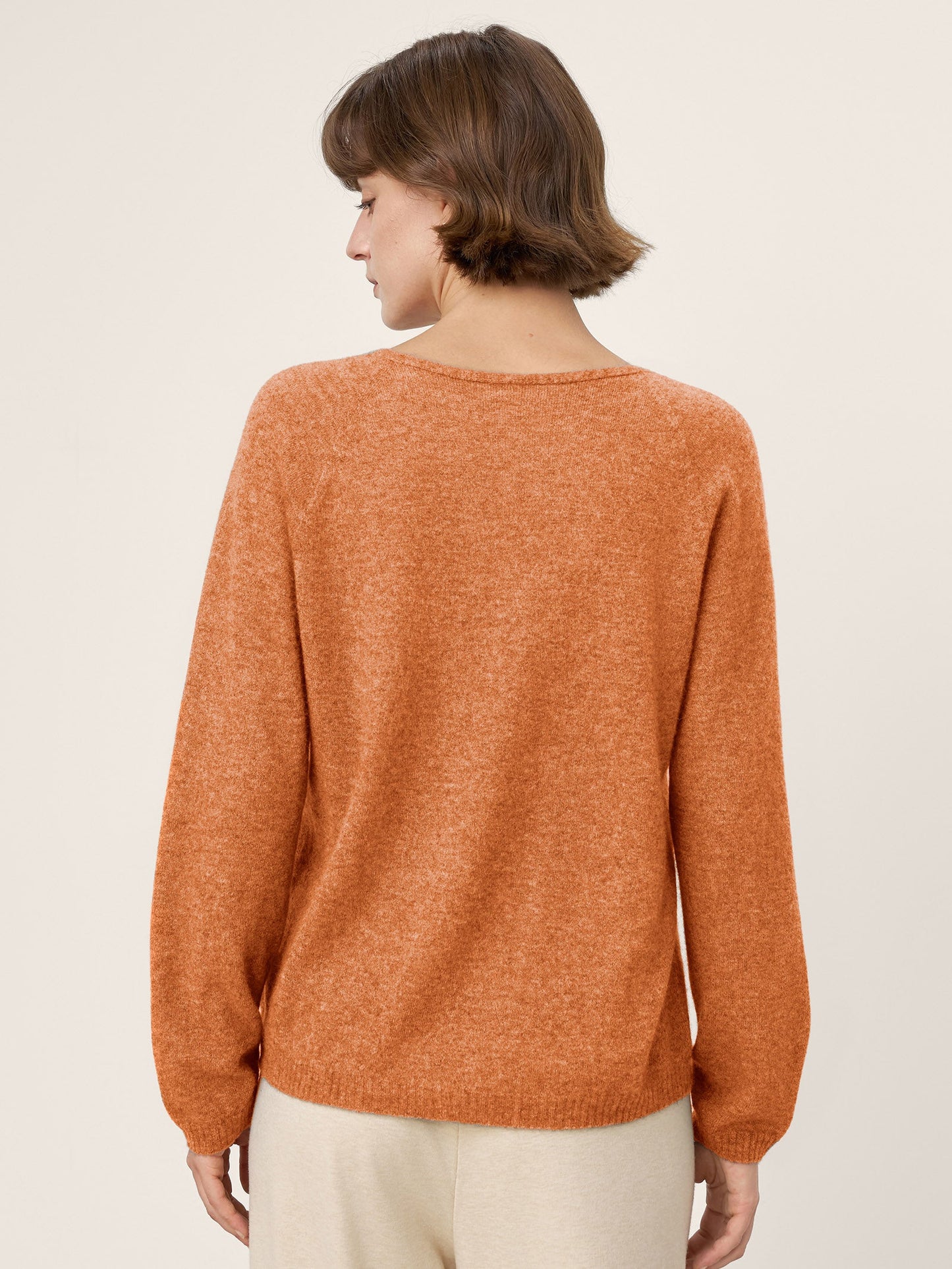 Mongolian Cashmere & Mulberry Silk Seamless Ribbed Trim V-Neck Sweater TESSA