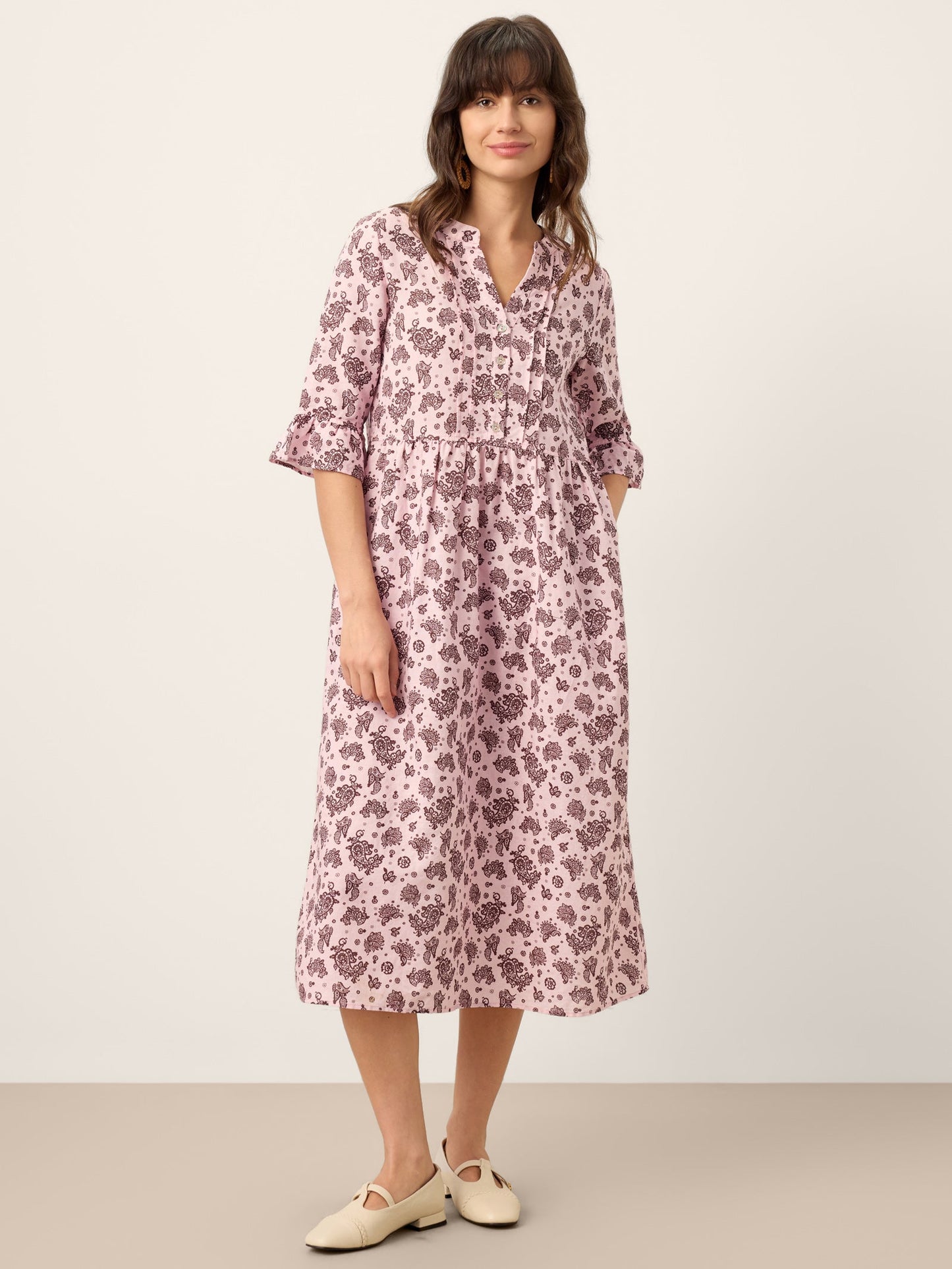 Linen Paisley Pintucked Ruffle-Cuff Midi Dress MAELYN